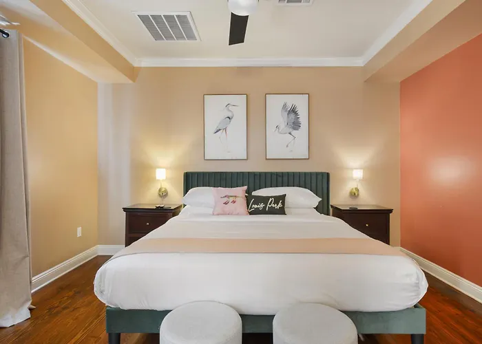 Louis Park Hotel